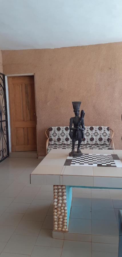 Hotel Dekk Jamm, Ou L'On Trouve La Paix Toubab Dialaw Exterior foto